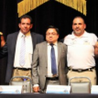 Flores, Salazar, Zapata y Madariaga, acompañados por el Coordinador Deportivo de la FES